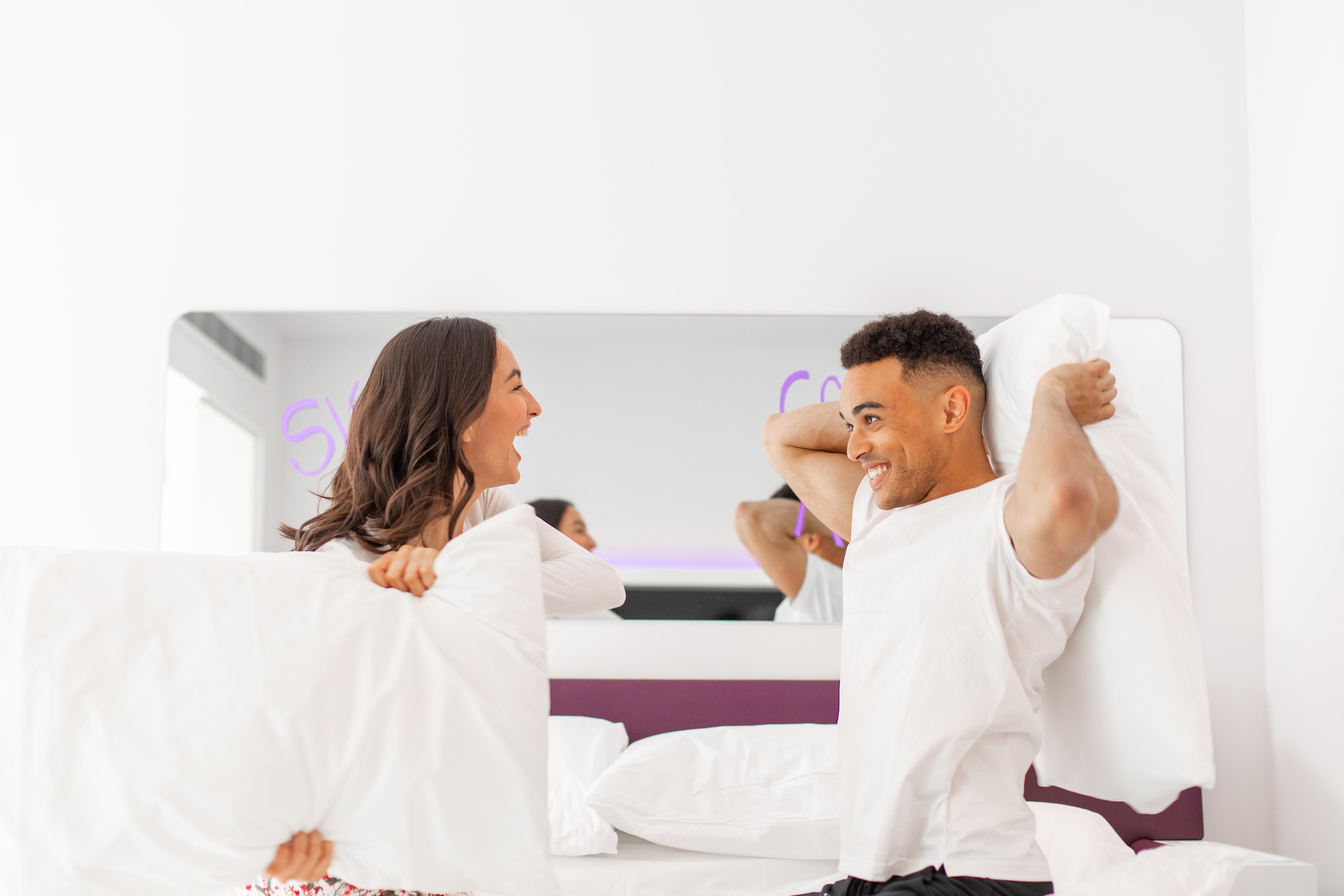 Yotel กลาสโกว์ ภายนอก รูปภาพ "I'm so happy to be with you"
