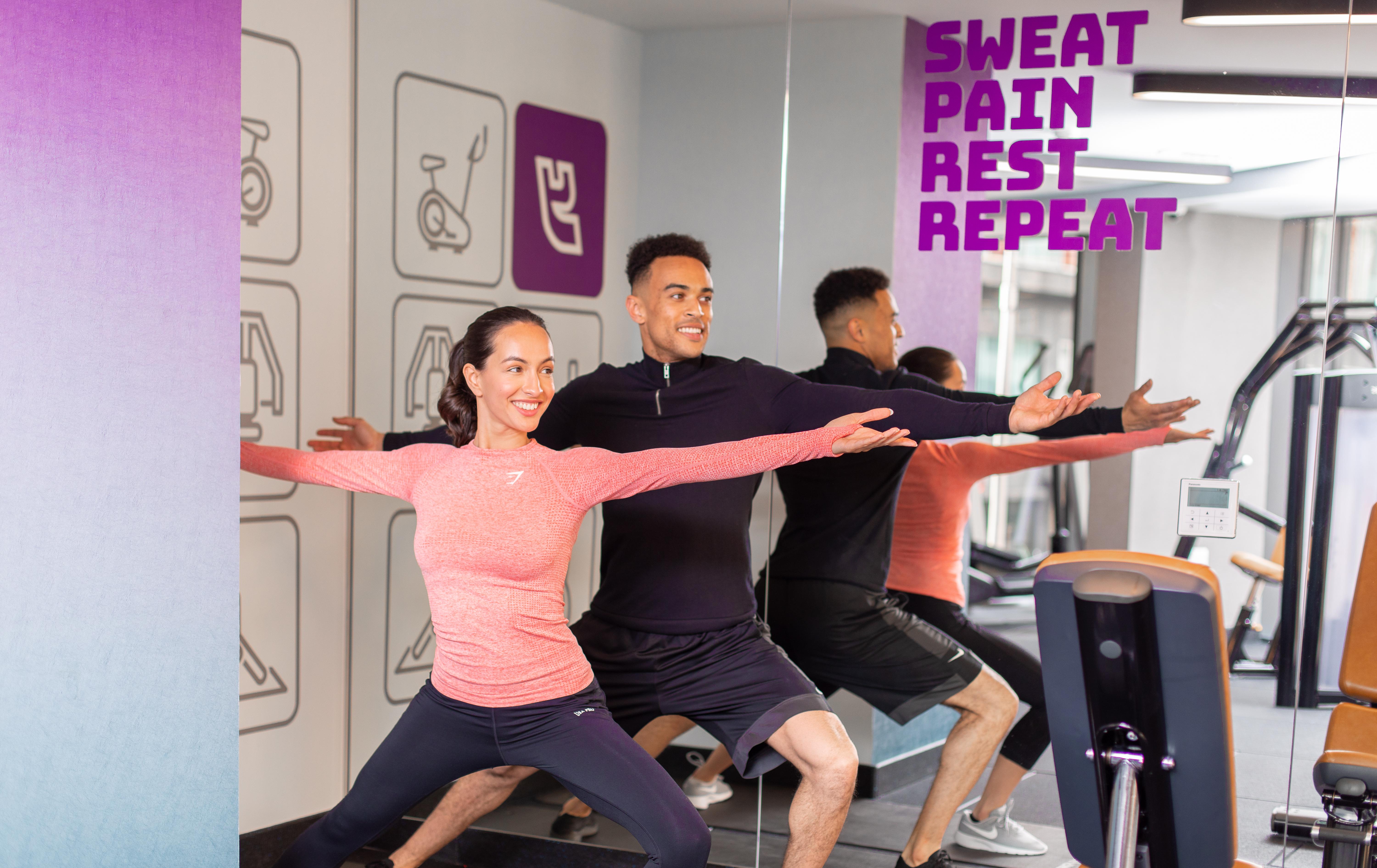 Yotel กลาสโกว์ ภายนอก รูปภาพ Sweat Pain Rest Repeat