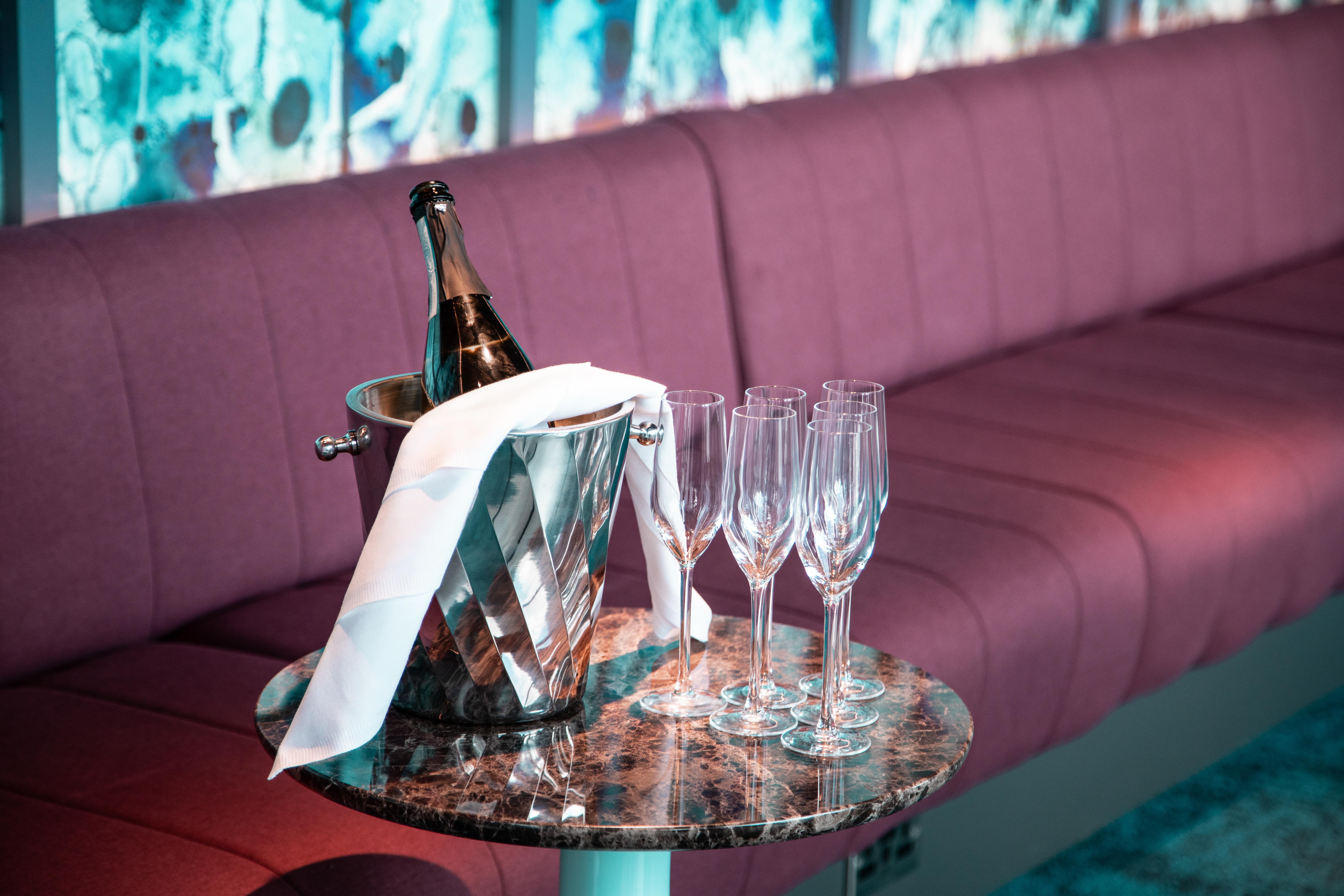 Yotel กลาสโกว์ ภายนอก รูปภาพ The interior of the restaurant